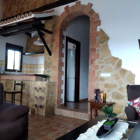 La Sombra Del Lagarto Villa Penaflor Luaran gambar